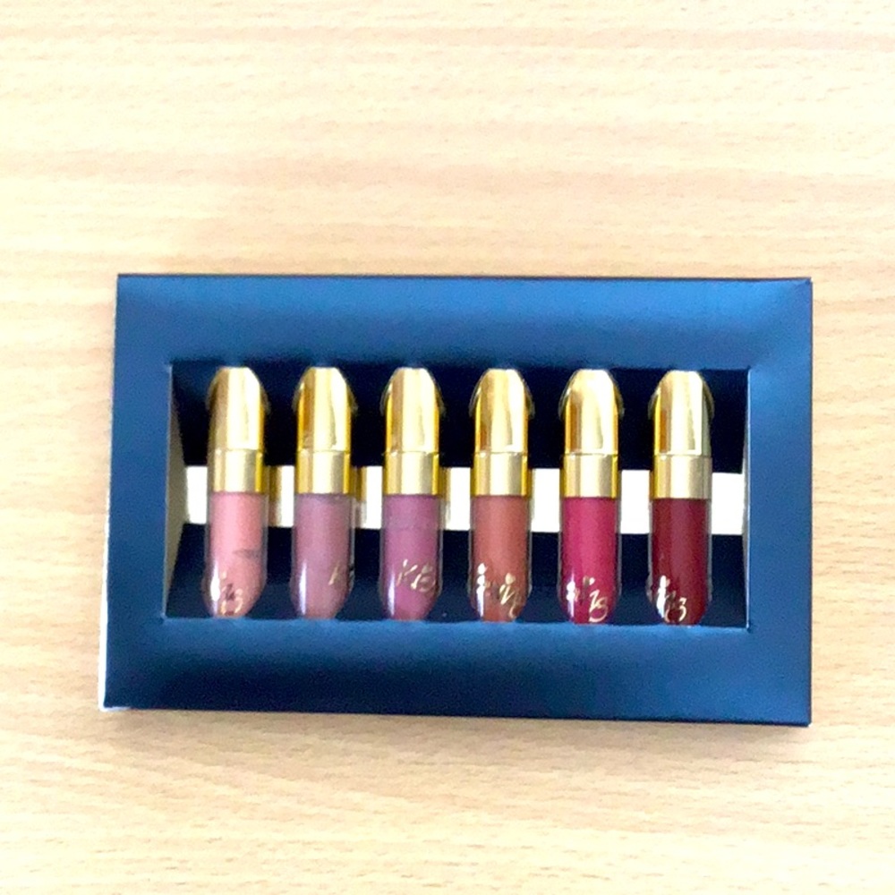 Matte liquid lipstick